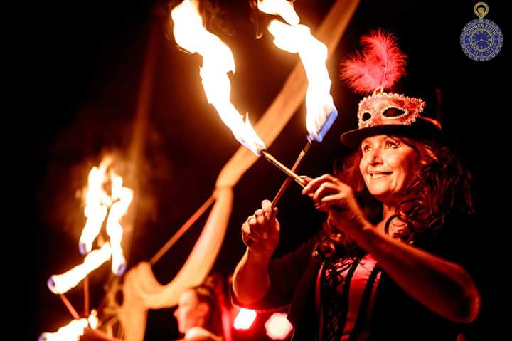 005.-Vuurshow-Back-Stage-kitty-Hagen